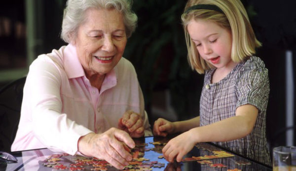 Quebra-cabeças de madeira, brinquedos de quebra-cabeça para melhorar a  mentalidade dos idosos para prevenir a doença de Alzheimer; :  : Brinquedos e Jogos